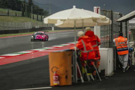 Les essais libre sous la pluie